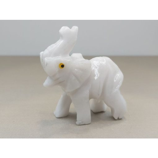 Fehér aragonit elefánt