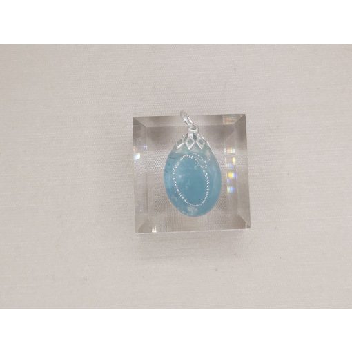 Akvamarin medál kaboson