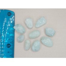 Akvamarin marokkő kis méretű véletlenszerű /világoskék/