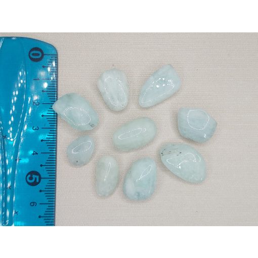 Akvamarin marokkő kis méretű véletlenszerű /világoskék/