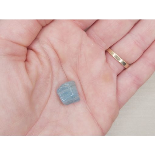 Akvamarin marokkő kis méretű /sötét kék/