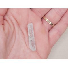 Akvamarin nyers kristály darab