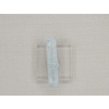 Akvamarin nyers kristály darab