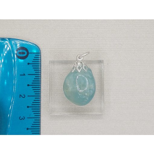 Akvamarin medál kaboson véletlenszerűen