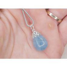 Akvamarin medál kaboson