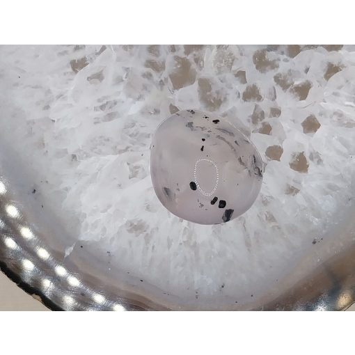 Amfibol rózsakvarc marokkő