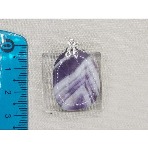 Ametiszt medál ovális