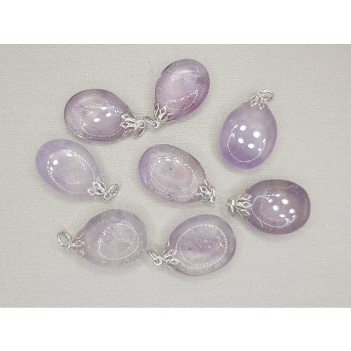Ametiszt medál ovális világos véletlenszerű