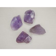 Ametiszt nyers marokkő véletlenszerűen