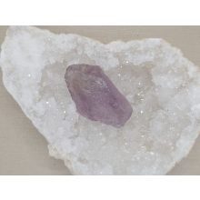 Ametiszt nyers marokkő 