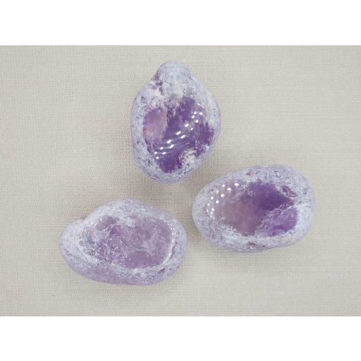 Ametiszt látókő véletlenszerűen