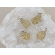 Apatit zöld medál véletlenszerűen