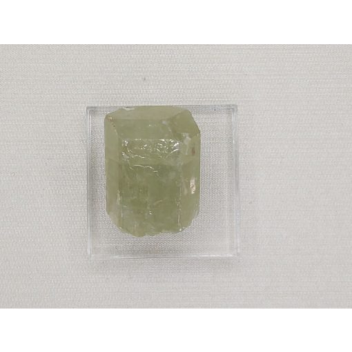 Apatit zöld nyers kristály nagy