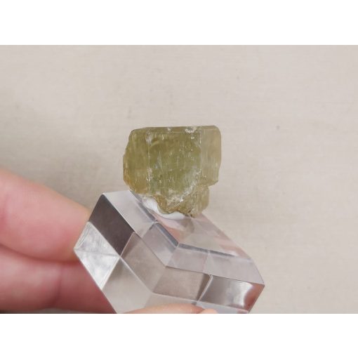 Apatit zöld nyers kristály nagy