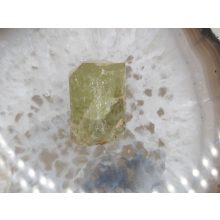 Apatit zöld nyers kristály nagy