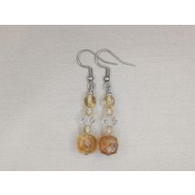 Citrin formadíszített fülbevaló