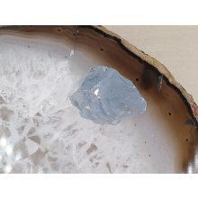 Cölesztin nyers kő kicsi