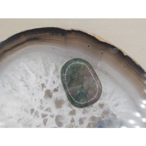 Diopszid marokkő lapos