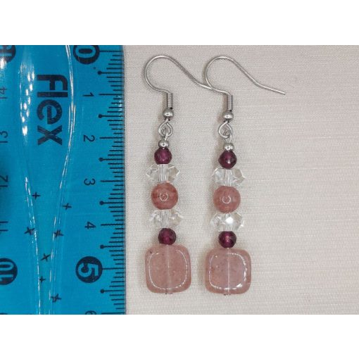 Eperkvarc formadíszített fülbevaló