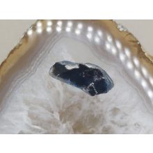 Fekete opál nyers kő