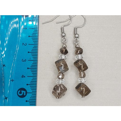 Füstkvarc formadíszített fülbevaló