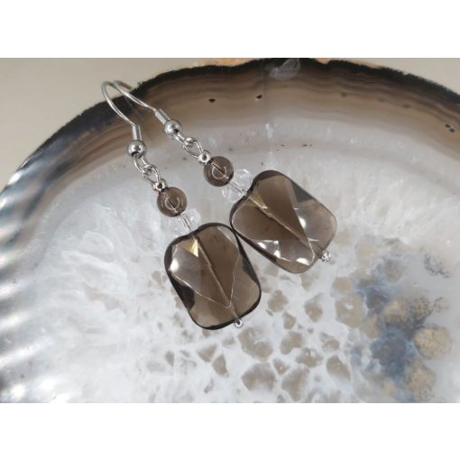 Füstkvarc formadíszített fülbevaló