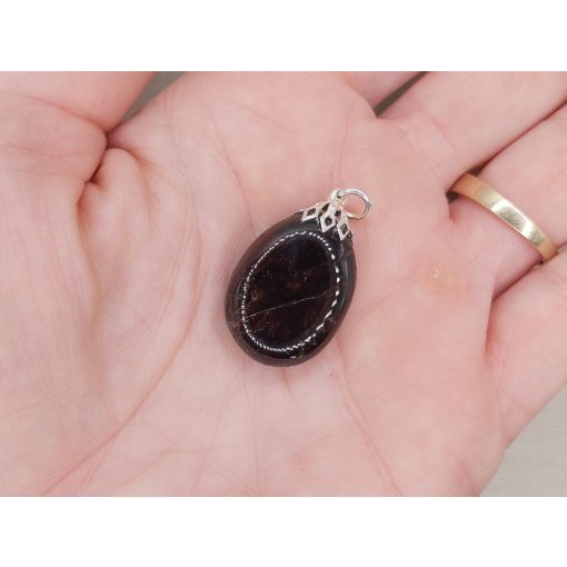 Gránát medál lapos 