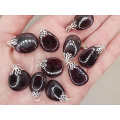 Gránát medál véletlenszerűen