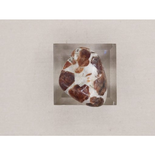 Glosszulár marokkő