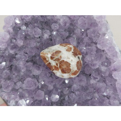 Glosszulár marokkő