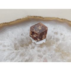 Glosszulár nyers rondodekaéder