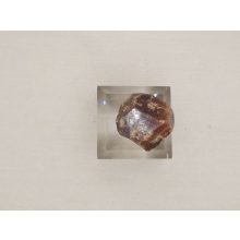 Glosszulár nyers rondodekaéder