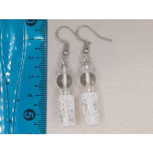 Hegyikristály formadíszített fülbevaló