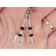 Hegyikristály formadíszített fülbevaló