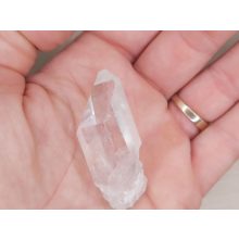 Hegyikristály nyers csúcs