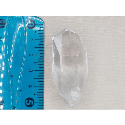 Hegyikristály nyers csúcs