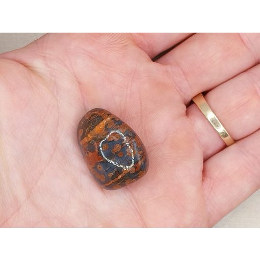 Hematit földpát marokkő közepes 