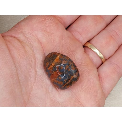 Hematit földpát marokkő közepes 