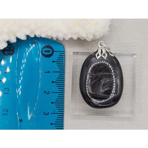 Hipersztén medál lapos