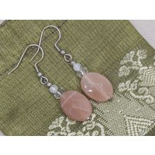 Holdkő formadíszített fülbevaló