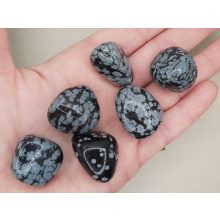 Hópehelyobszidián marokkő véletlenszerűen