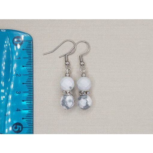 Howlit golyós fülbevaló