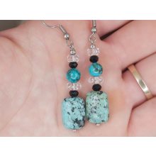 Howlit formadíszített füli