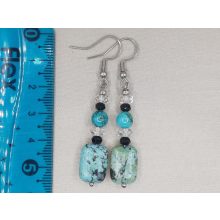 Howlit formadíszített füli