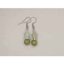 Jáde golyós fülbevaló