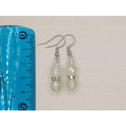 Jáde golyós fülbevaló