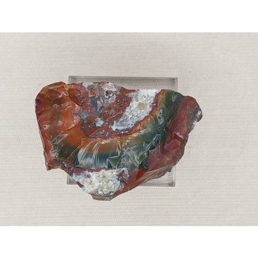 Jáspis-opál nyers kő Mátra