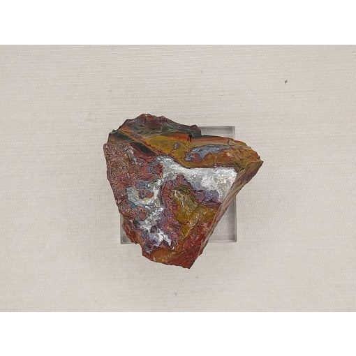 Jáspis-opál nyers kő Mátra