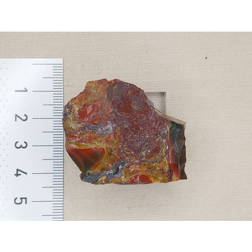 Jáspis-opál nyers kő Mátra