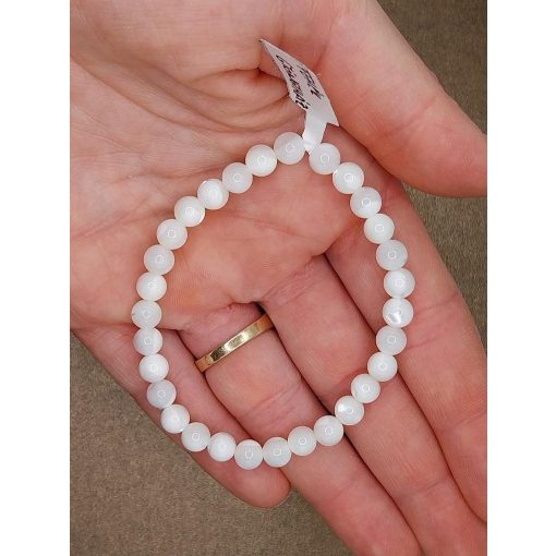 Fehér gyögyház karkötő 6 mm